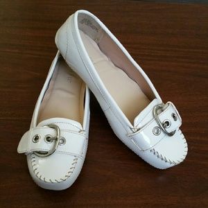 NINE WEST PATENT LEATHER SHOES