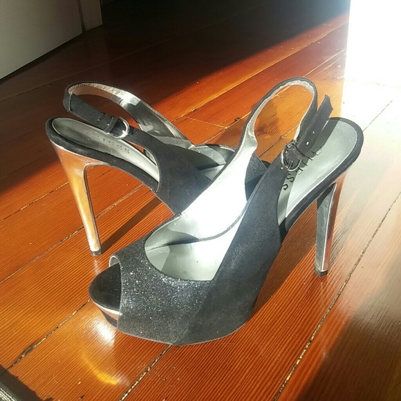 Guess Multi-medium Peep-toe Pump