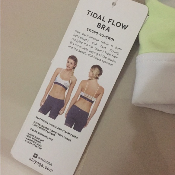 Alo Sports Bra - Picture 3 of 4