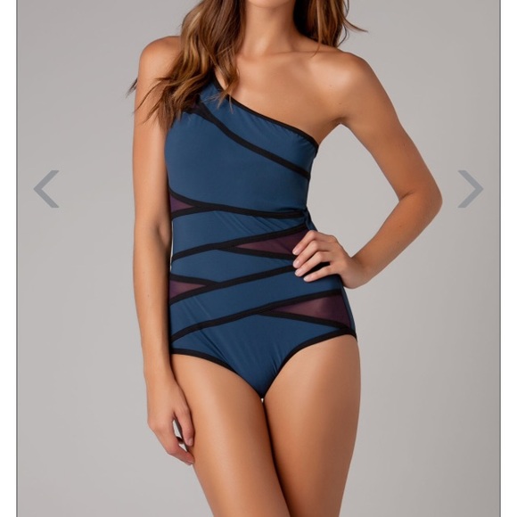 ISO this Karla Colletto swimsuit in 10 or 12