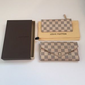 Louis Vuitton Josephine Wallet