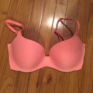 PINK Light lift bra
