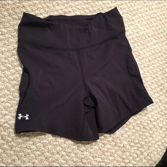 UA Heatgear shorts