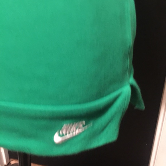 Nike Tee - Picture 3 of 4