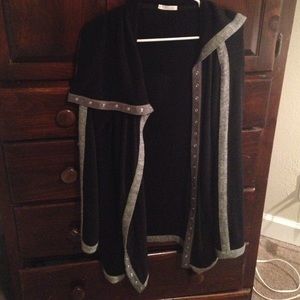 RACHEL ROY SIZE L SWEATER