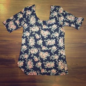 H&M Divided Floral Low-Back Tee