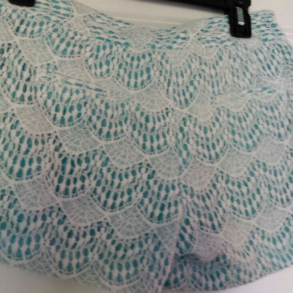 Short - Picture 3 of 3