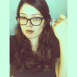 Meet your Posher, Melina