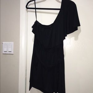 Laundry one shoulder romper short