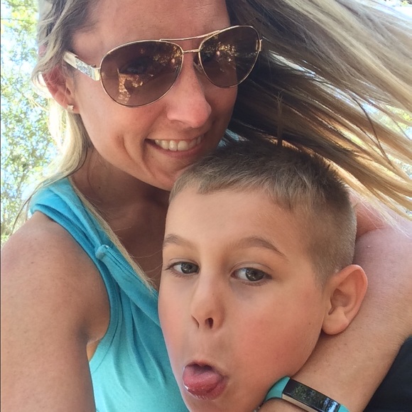 Meet your Posher, Melinda - Picture 3 of 6