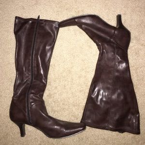 Dark brown low heeled boots