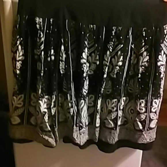 Bundled for bizmac..... Lot of four skirts