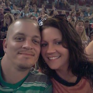 Meet your Posher, Candace