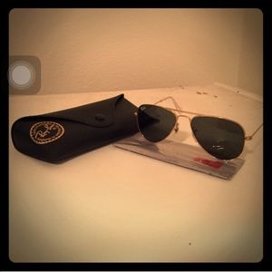 Small-frame Ray-ban aviators
