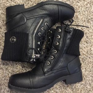 Micheal by Micheal Kors Winter Knit Combat Boots