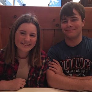 Meet your Posher, Hailey