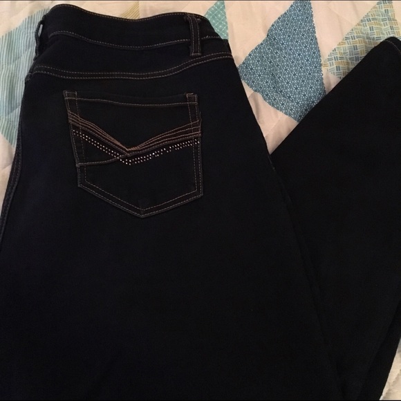 Plus Size Skinny dark wash jeans 22W