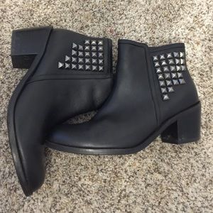 Studly by Matisse leather studded ankle boot