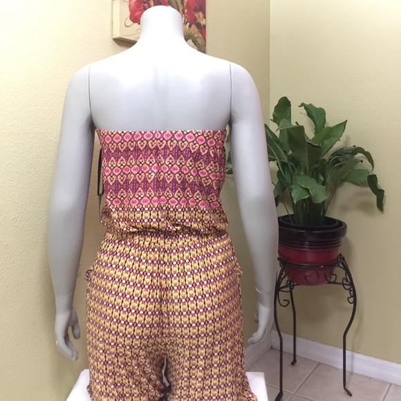 PRETTY SKYE'S THE LIMIT JUMPSUIT SMALL - Picture 2 of 4