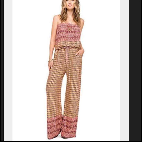 PRETTY SKYE'S THE LIMIT JUMPSUIT SMALL - Picture 3 of 4