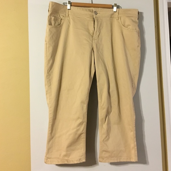 Cropped pants