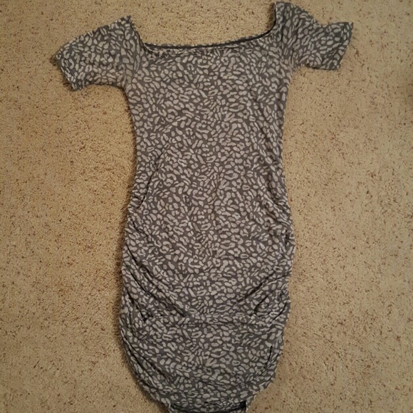 Toggery crew neck short sleeve knit dress