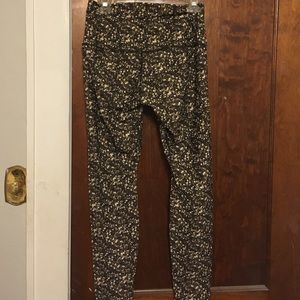 RARE! Lululemon glitter print leggings