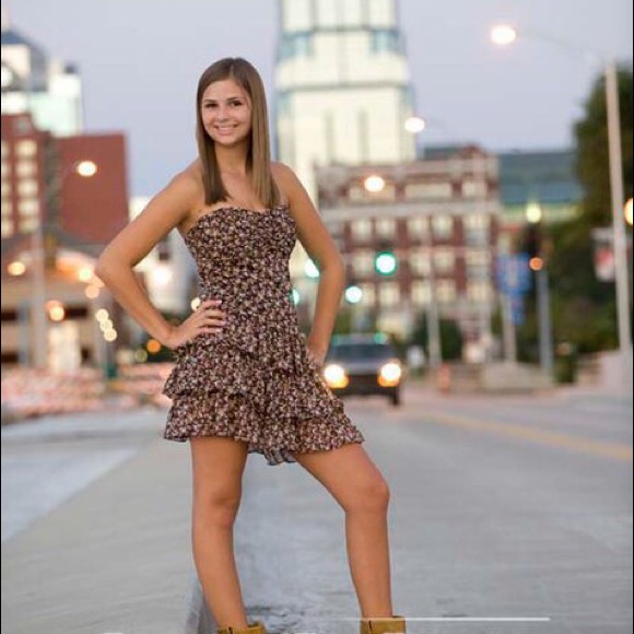 Strapless Brown Floral Express dress