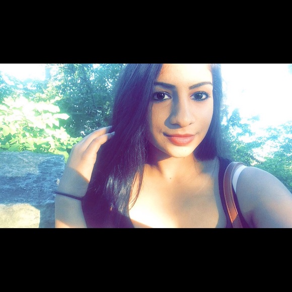 Meet your Posher, Mandy S - Picture 1 of 1