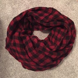Infinity scarf