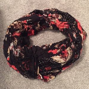 Infinity scarf