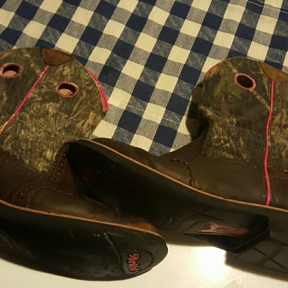 Pink camp boots