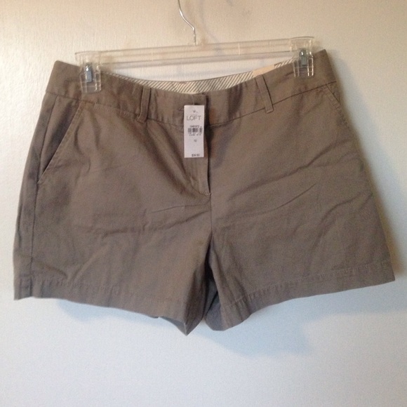 Loft 4" Inseam Shorts
