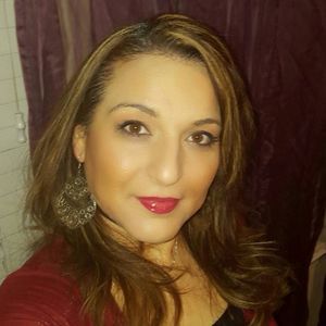 Meet your Posher, Deanna