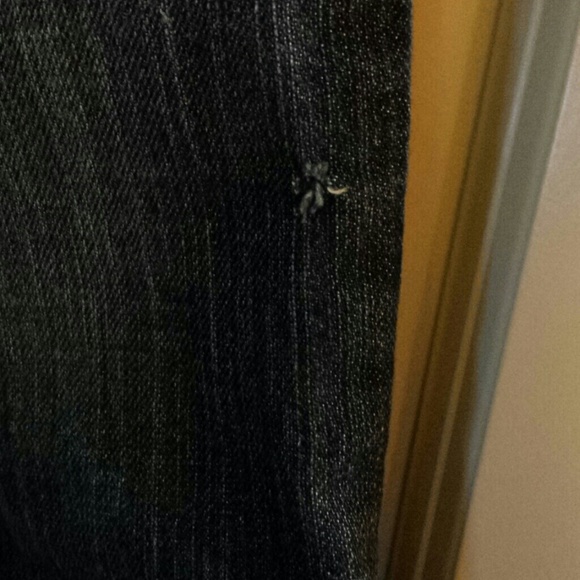 Jeans - Picture 2 of 4