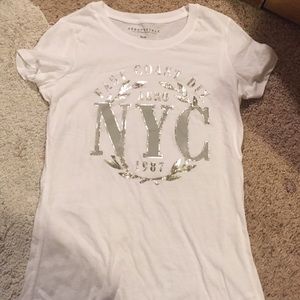 Aeropostale- medium white shirt