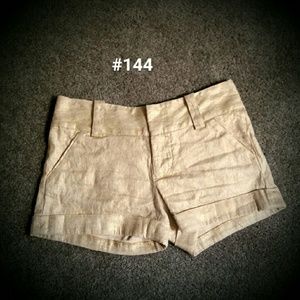 Alice & Olivia size 0 gold shorts
