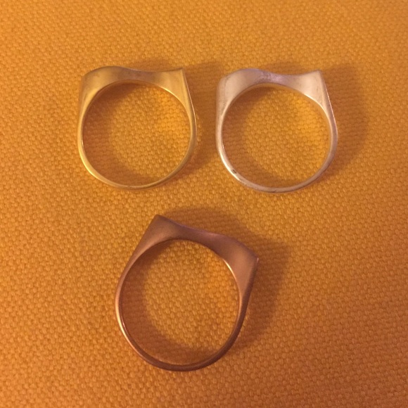 Tri Color Ring - Picture 3 of 3