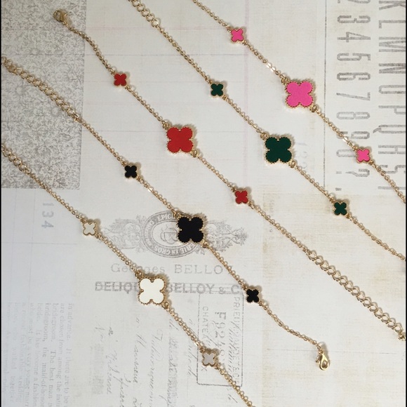 ❗️LAST ONE❗️Clover Style Bracelets - Picture 2 of 4