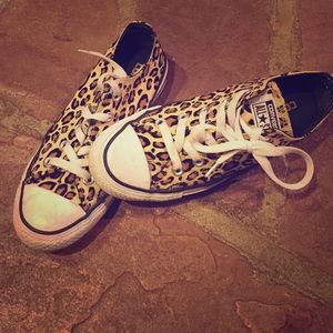 Cheetah converse