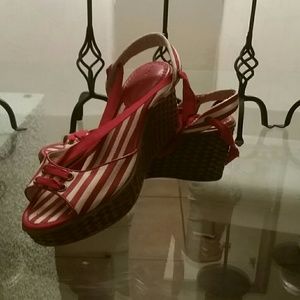 Vintage strap wedges