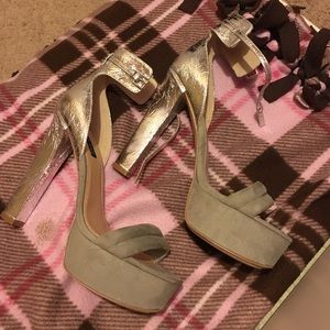 High heel shoes