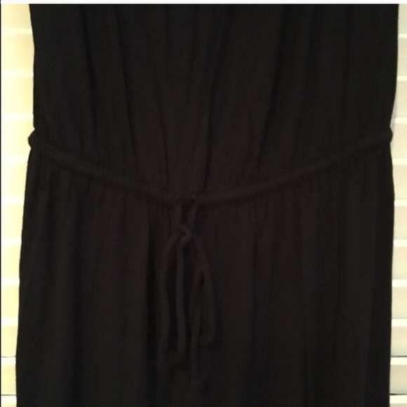 Old navy strapless maxi dress - Picture 2 of 2