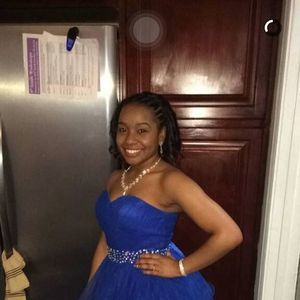 Meet your Posher, Aleshea