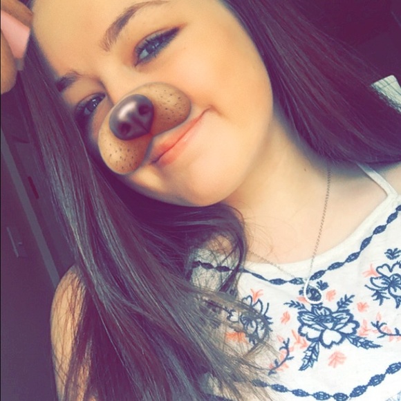 Meet your Posher, Maikenzie - Picture 1 of 1