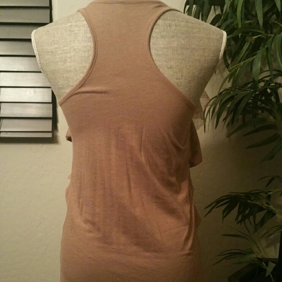 Cute Ruffled Tank Top - Picture 2 of 2