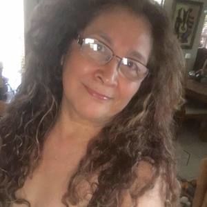 Meet your Posher, Maricela