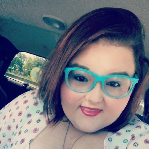 Meet your Posher, Hailey