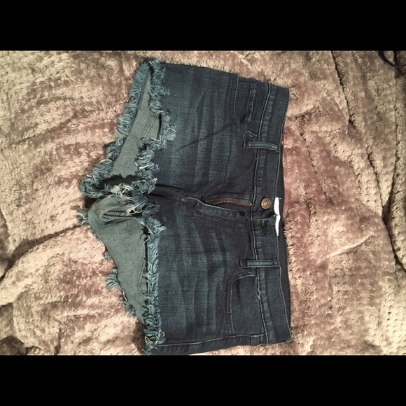 Low-Rise Solid Blue Denim Shorts