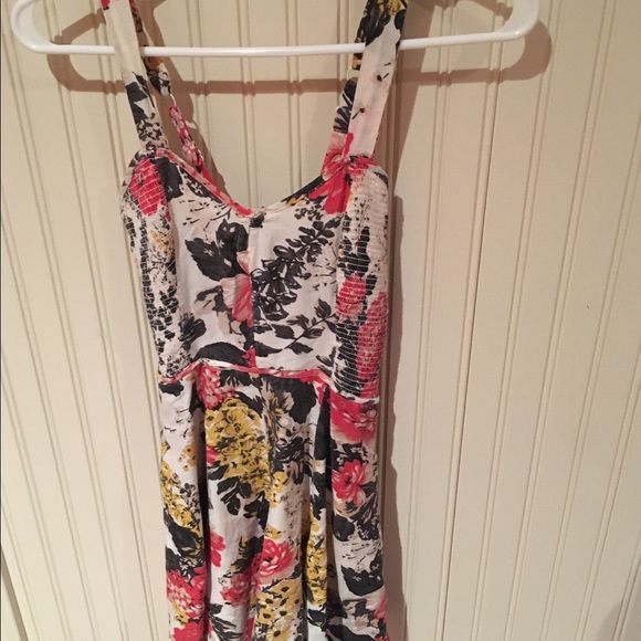 Floral Urban Outfitters dress